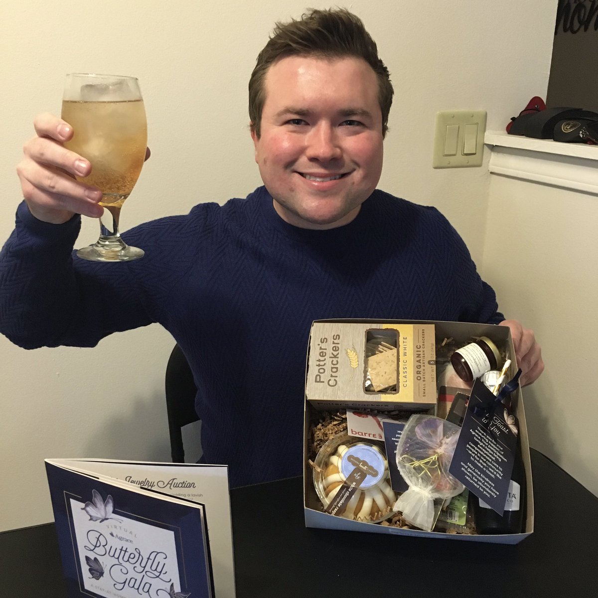 JamesParishWX's tweet photo. Cheers! I just enjoyed the #AgraceButterflyGala and my Butterfly Box. #PostYourToast
Please check out this yearβs virtual event https://t.co/86LC7VnxFk https://t.co/u0bUqFhKcT