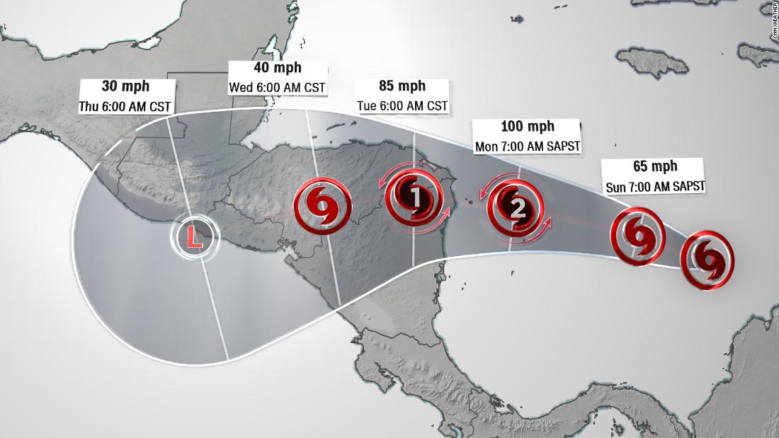 CNNEE's tweet photo. Se pronostica que la tormenta tropical Iota golpeará Centroamérica como un gran huracán a principios de la próxima semana.

https://t.co/c5ixIKmRxI https://t.co/KrxUJX7U7E