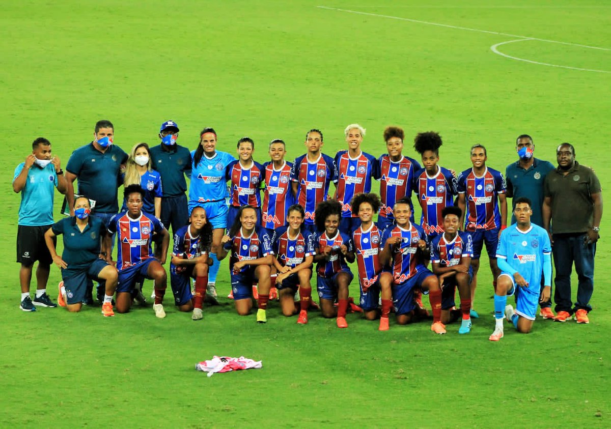 charley_hull23's tweet photo. Gratidão senhor por nos proporcionar esse momento maravilhoso 🙏💙❤️
#classificadas
#BrasileiroA2 https://t.co/i8GyyNBPo4