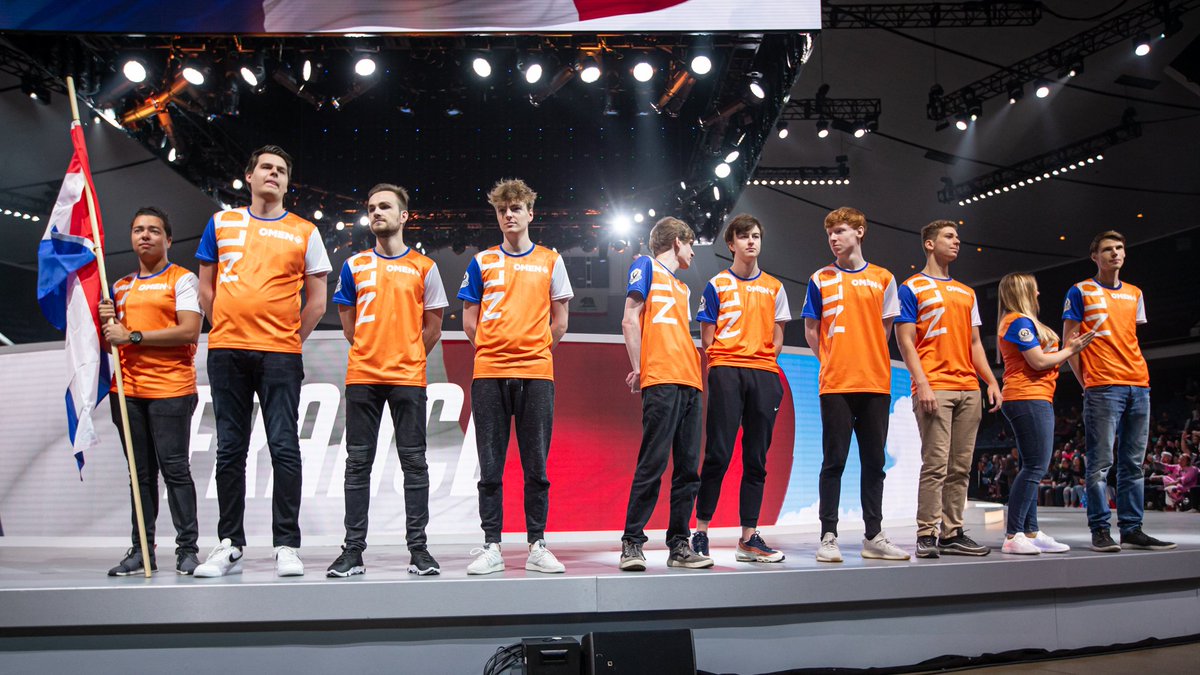 Thomas Brussen tweet media