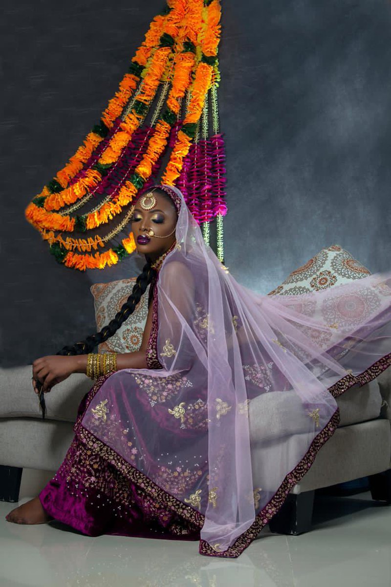 JenelleThongs's tweet image. One of the most beautiful things about Trinidad and Tobago has to be our people. It is an absolute blessing being from a country that is multicultural, ethnic and religious. There is strength in our diversity. Shubh Divali 🪔
May light continue to shine over darkness forever ✨