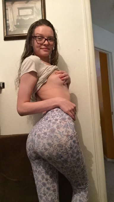 Drop by https://t.co/jxL7ZJbEdZ for hot and stimulating conversation that'll leave me soaked and you<a href="/tag/urwelcome"class="tags"><span>#urwelcome</span></a>