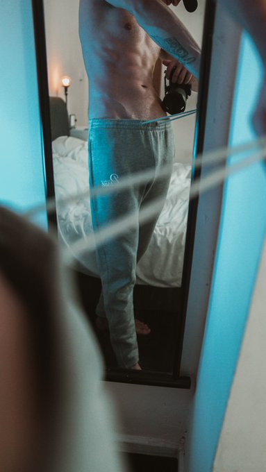 Let's make some SUBS?? I want a massive onlyfans / SW thread ⭐ Let's go!  follow me &amp; RT this ❕drop your