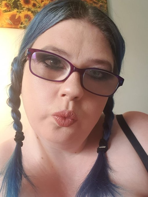 Ready for some late night fun  Come say 👋   https://t.co/9PiRohOnQO  @ilove_bigtits @admirehugeboobs<a href="/tag/bbw"class="tags"><span>#bbw</span></a><a href="/tag/webcam"class="tags"><span>#webcam</span></a><a href="/tag/nsfw"class="tags"><span>#nsfw</span></a>