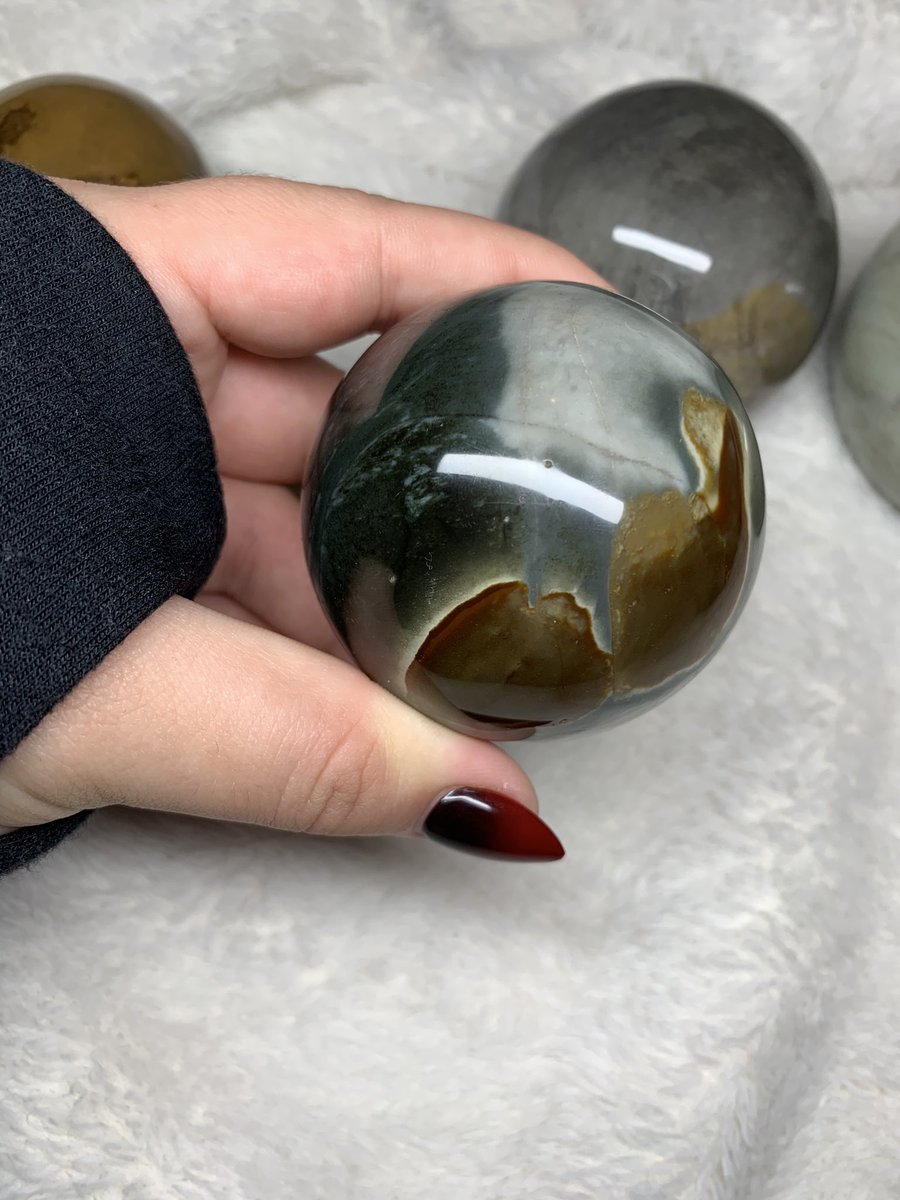 StellStarCo's tweet photo. ✨💖BLACK FRIDAY SALE💖✨

Monday, Nov 16th @ 4PM PST 

I will go live on Instagram with huge discounts (30-50%)! I will have a smaller sale on my website after the live, so you’ll have to come join the live for bigger savings!! 🥰

Instagram: StellarStardustCreations https://t.co/w5PGbk5CQx