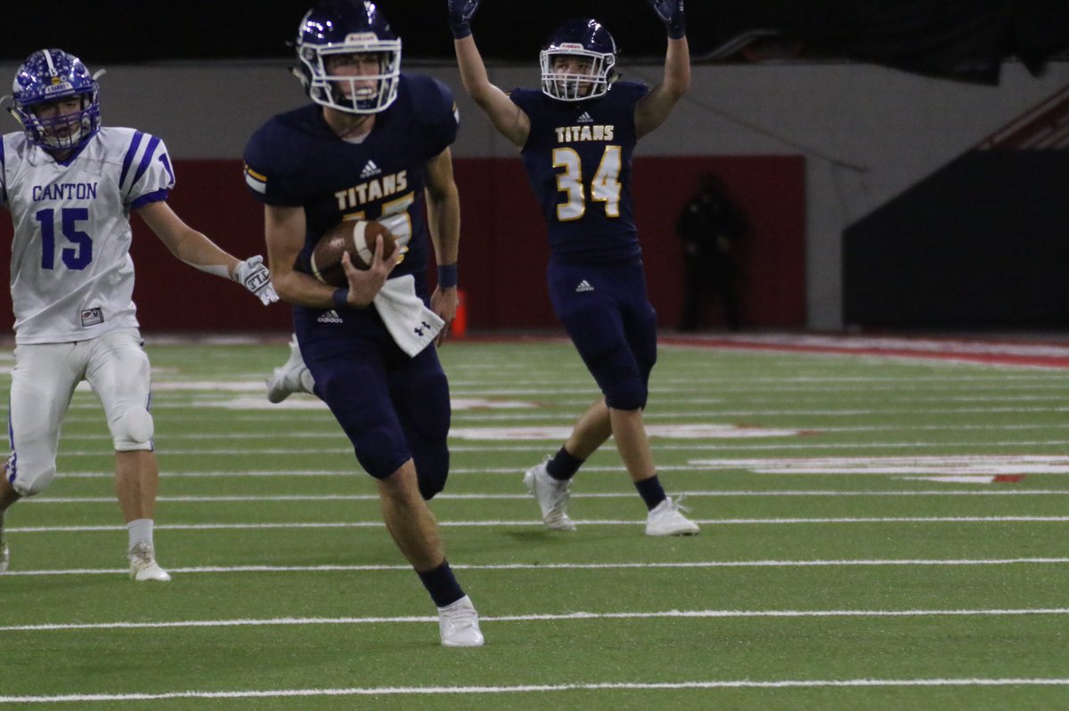 PanicButtonLive's tweet image. Final in Class 11A: Tea Area 35, Canton 16 #sdpreps