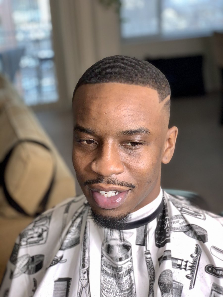 MisfitJuler's tweet photo. $25 Haircutz 💇🏽‍♂️💇🏾‍♂️💇🏿‍♂️ 
  + Beard Included💈🔥 
  + Razor Finish (Optional) 👌🏽

From now until January 1, 2021‼️ (LIMITED TIME ONLY)⏳⌛️

Located in Alexandria, VA 22304 🌇

#dmvbarber #licensedbarber #dcbarber #vabarber #barberconnect #highfade #lowfade #mediumfade #dropfade https://t.co/1dZ5lv6aPZ