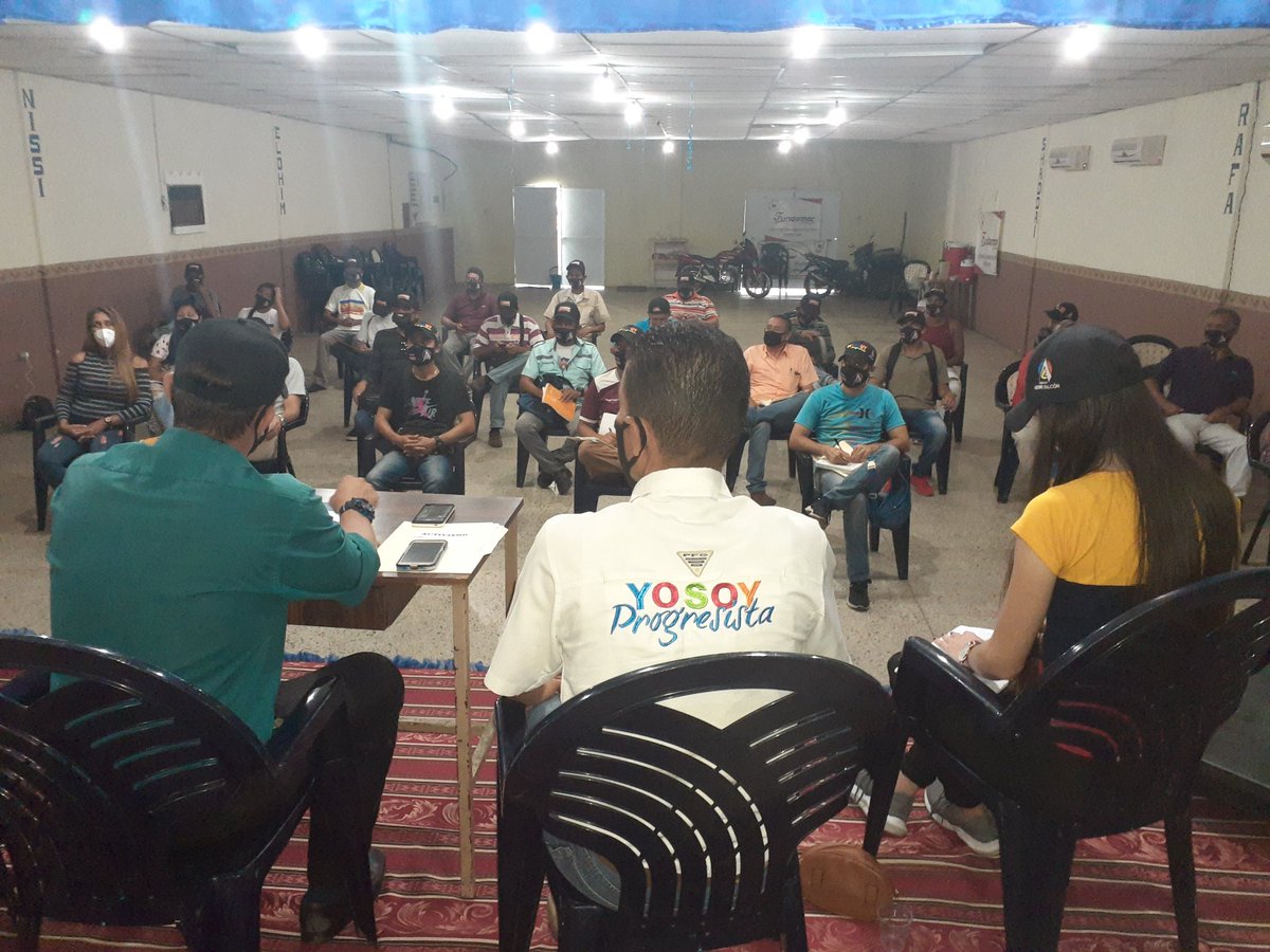 AvanzadaY's tweet photo. Hoy #14Nov @AvanzadaY Estuvimos Organizando Despliegue En Todo El Estado, Vamos Con Nuestros Jóvenes y Estructuras A Transformar A Venezuela. ¡YA BASTA! Es Hora De Avanzar! ¡VOTA!  #QueNadaNosDetenga @HenriFalconLara @AvanzadaProgre @FannyR_Garcia @DanielConcejal2 @luisromeroc https://t.co/bnLmkwcIpG