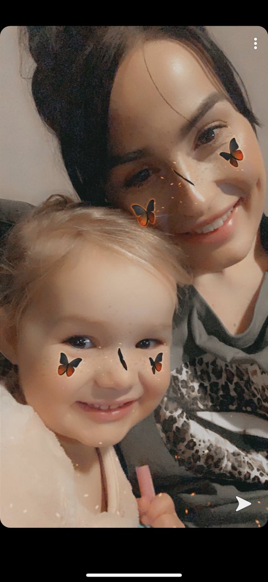 han0603x's tweet photo. We aren't step, we aren't half, we are family💛 love you forever my little angel💗 https://t.co/AGhjgoQkFw