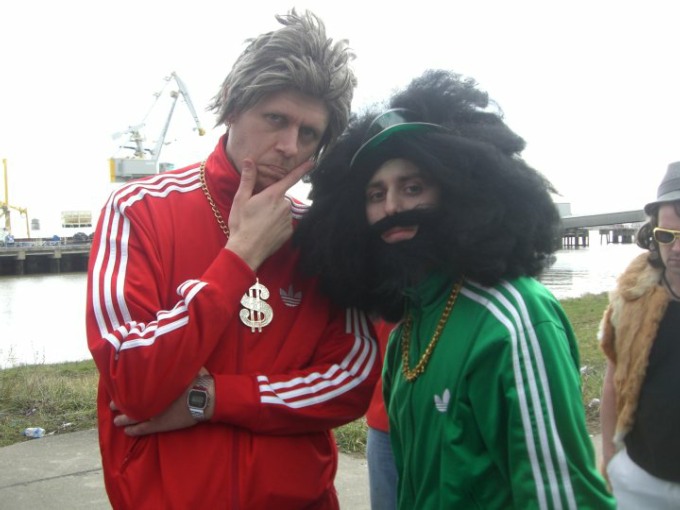 MrSquid66's tweet photo. @James_Buckley  How do you know Kunt?
How did you end up in the Shaven Haven video linked below?

https://t.co/TscKYSJSiA

https://t.co/BM5ZEaxWrm https://t.co/sW6HgbkwJd
