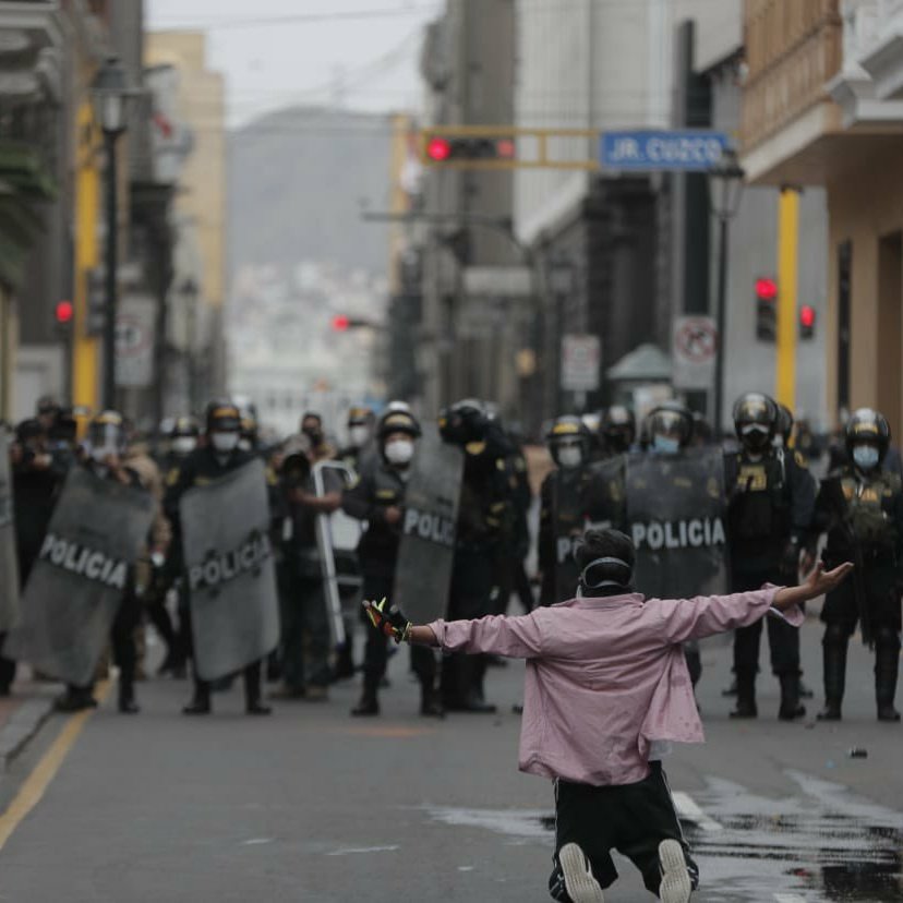 T_Moonligth_'s tweet image. Hola, si ves este tweet te pido un favor, comparte el #PeruvianLivesMatter. Queremos que medios internacionales se enteren lo que realmente está pasando en nuestro país, lastimosamente la mayoría de nuestra prensa no está informando la verdad. De antemano gracias❤️🇵🇪
#DePie