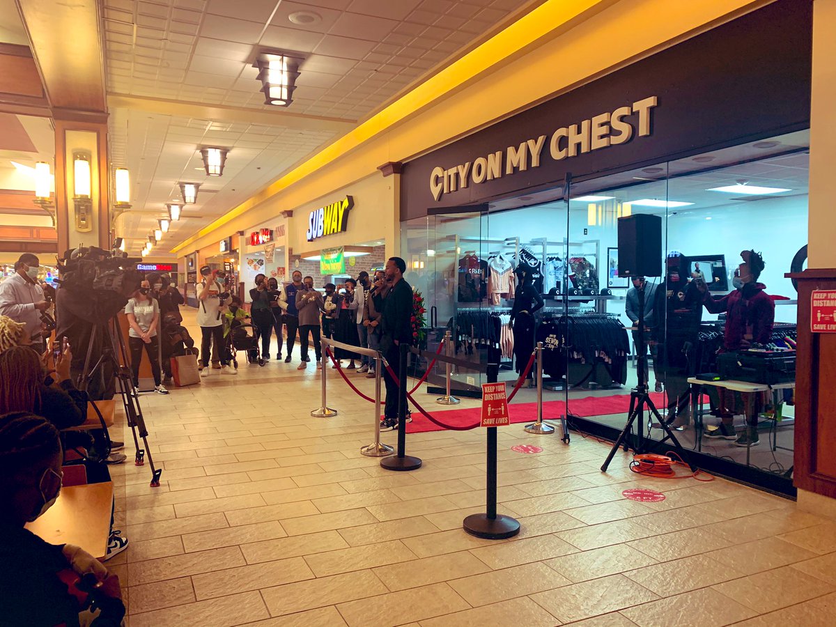 NBCNiko's tweet photo. Huge shoutout to @cityonmychest for opening his store in Patrick Henry Mall today. Proud of you my man. If you’re in Newport News definitely stop by. Tell TR I sent you. https://t.co/WXTawqkw20