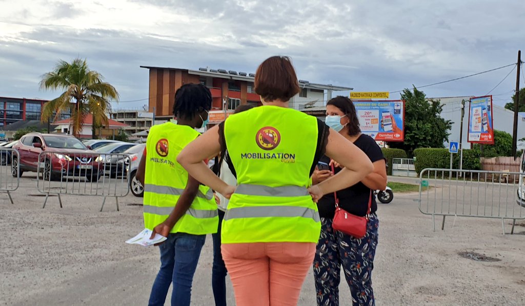 ars_guyane's tweet photo. 🔬Opération de dépistage #COVID19 ce soir.
➡️📍À la soirée #RastaChic
➡️📍À la soirée #MoJazz
Merci aux labos #eurofins et #biosoleil de couvrir ces événements en #Guyane.
🎷🎛🎶 La culture en toute sécurité ! https://t.co/5642tSwU2X