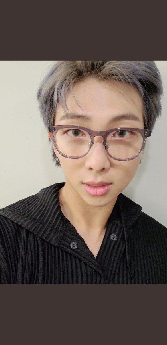 kg_s101's tweet photo. My baby posted on my birthday, the best present ever ☺💜💜 https://t.co/7DQKxRa3PW