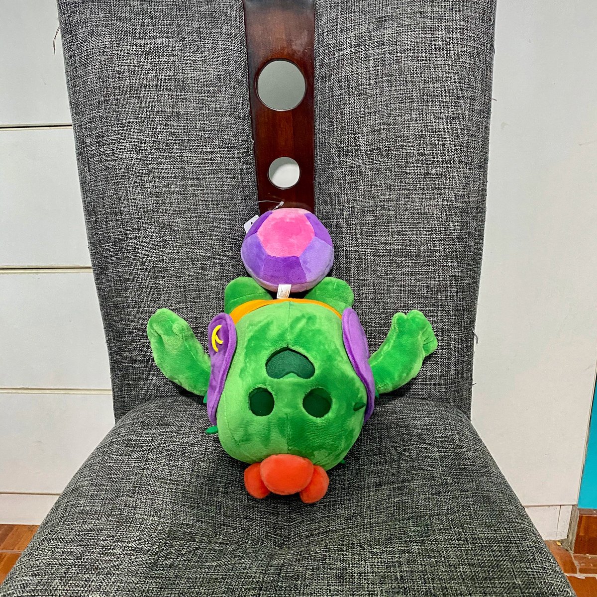 FGamefer's tweet photo. Gente el admin Spike no está cómodo con su silla, saben un lugar en Perú donde vendan las mejores sillas gamer Calidad Precio? https://t.co/sra3wuJjPA