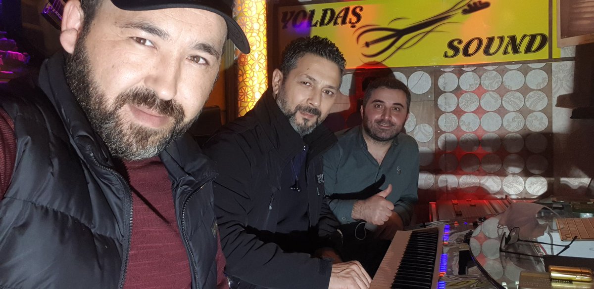 SERiFTOPAL_28's tweet photo. @ŞERİF TOPAL 
@NAZMİYOLDAŞ
@ALİBEYKARAKAYALI
@YOLDASSOUND https://t.co/66gF4Ni9Lv