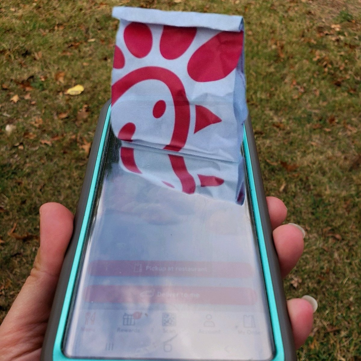 cfamidcounty's tweet photo. Yes, it's that fast!

Use the app for planning out a quick snack or a Family Meal. Our Doordash partners will be there before you know it! https://t.co/8846f6Jrwx