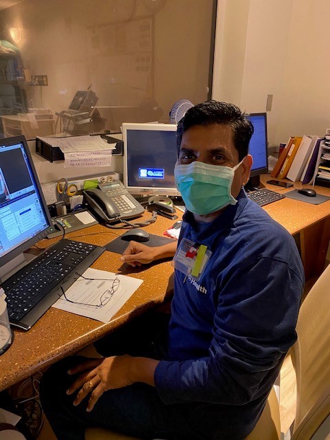 UCIrvineHealth's tweet photo. We continue to celebrate #NationalRadiologyTechWeek, recognizing the amazing #UCIHealthHeroes in our #radiology services department: https://t.co/kF1OqxNRcb
#RADWeek #UCIHealthHeroes #HealthcareHeroes #heroesworkhere #COVID19 #coronavirus https://t.co/aUsllP6hVJ