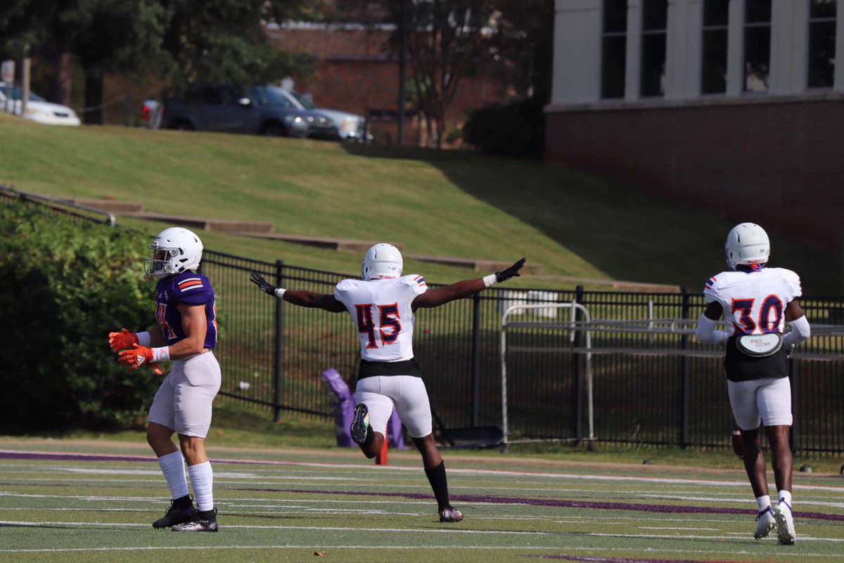 I still carry that BLACK FLAG with me🖤#bEASTtexas