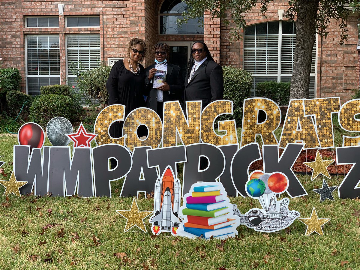 askjema's tweet photo. @iWRITElit We had an awesome virtual experience. Congrats to our Star Author! @drlopez23 @gisdnews https://t.co/a8qrGZqmHZ