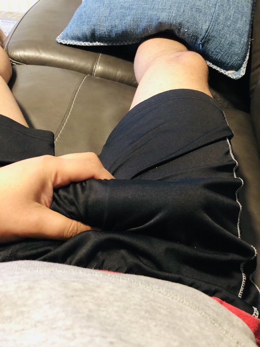 Lazy Sunday. Who wants to hang out? #chaturbate #cock #funtimes https://t.co/UVXko1DBOq<a href="/tag/chaturbate"class="tags">#chaturbate</a><a href="/tag/funtimes"class="tags"><span>#funtimes</span></a><a href="/tag/cock"class="tags"><span>#cock</span></a>