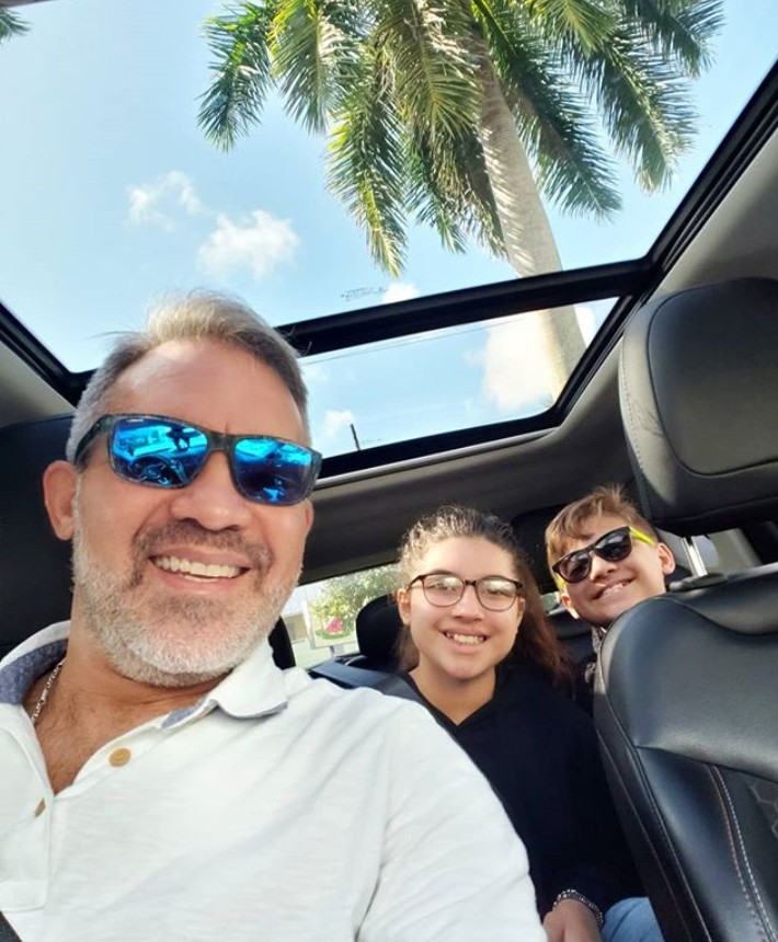bradleysbrowns's tweet photo. Lovely Saturday with my adorable kids 👨‍👧‍👦 https://t.co/Ql3l6lTm0S