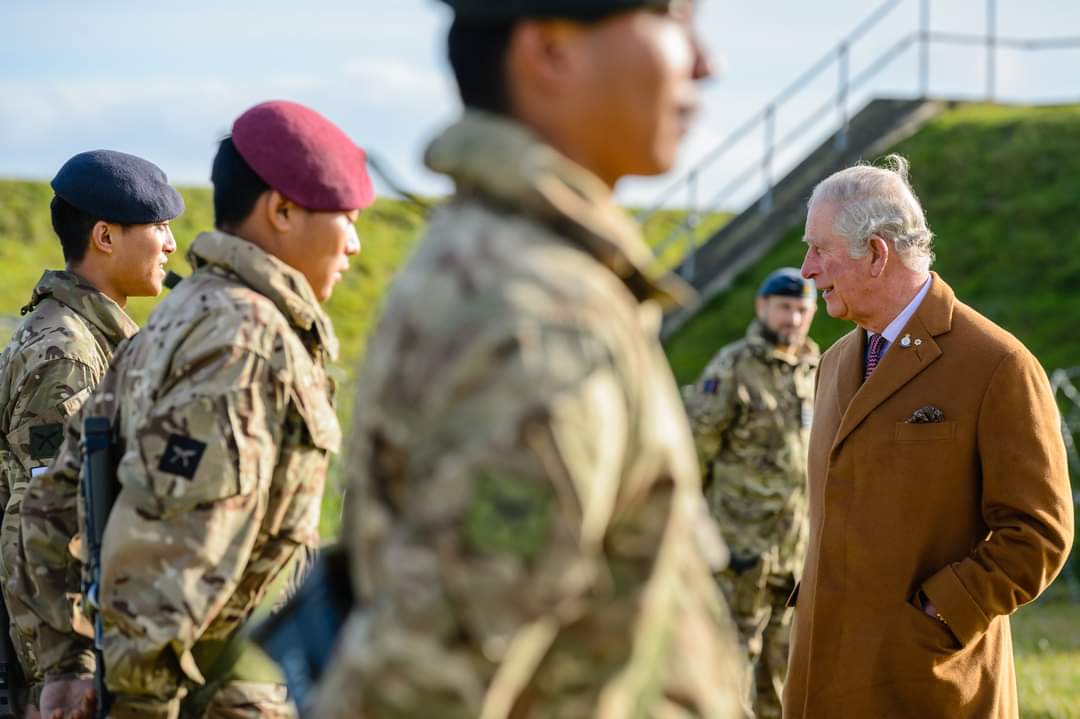 Happy Birthday to His Royal Highness The Prince of Wales (Colonel in Chief The Royal Gurkha Rifles). HRH Prince Charles yesterday visited the Allied Rapid Reaction Corps (ARRC). Support Battalion located with ARRC is made up almost entirely by Gurkhas. 

#Gurkhas #PrinceCharles