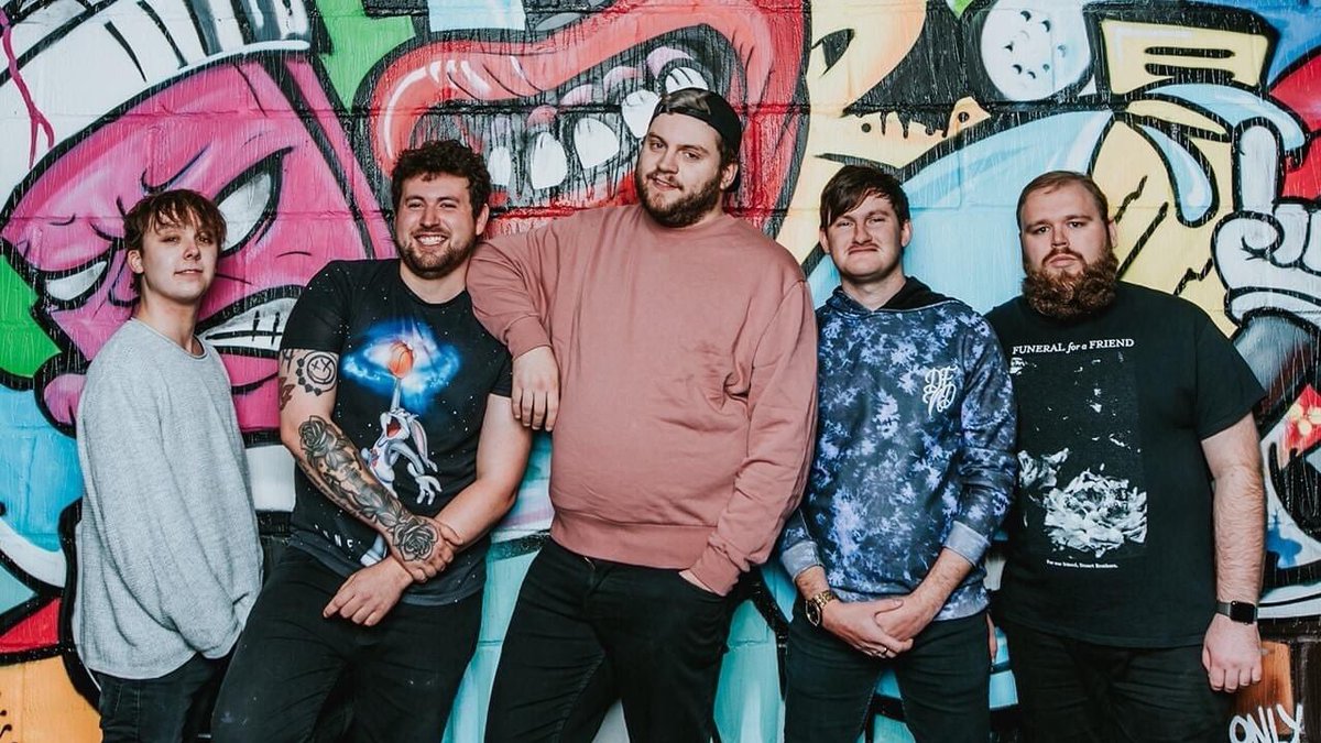 Coming up from 11am this Morning. Great new local music from the likes of <a href="/statuesband/">STANDING LIKE STATUES</a>, <a href="/CSmithMusicUk/">Christian Smith</a>, <a href="/UAssassins/">Umbrella Assassins</a> + Your latest music news, Back In Time, Do You Remember The First Time with Drummer Mitch from @afewtoomanyband <a href="/camfm972/">Cam FM - 97.2</a> #nationaldrummerday