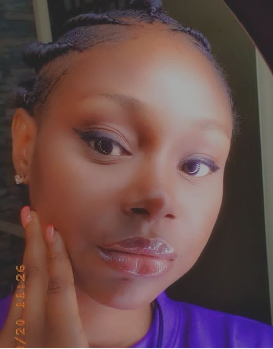 ShashaPretty7's tweet photo. Missing person Alert!!!!

This is Ijeoma Neke, a makeup artist  wake_n_makeup on IG. She went for home service makeup job on Wednesday and is yet to return till date. Worst of all, we don't know how to contact her family.

Please retweet please 🙏🙏🙏🙏 https://t.co/OrIgglvyYB