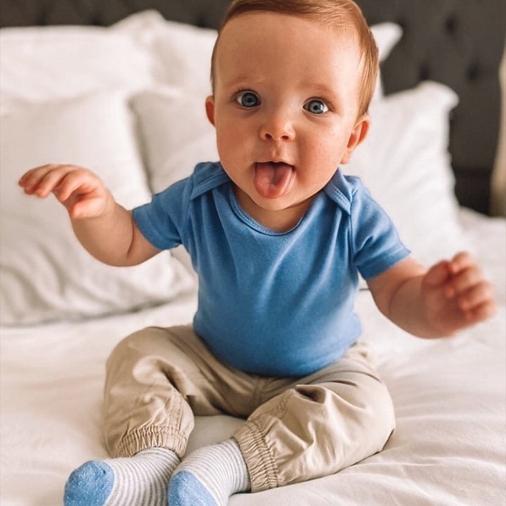 RamiroBenetti_'s tweet photo. eu não aguento com a fofura do baby Ramiro Jr. 🥰😝👶🏼💓 https://t.co/wNuB6bdHwE