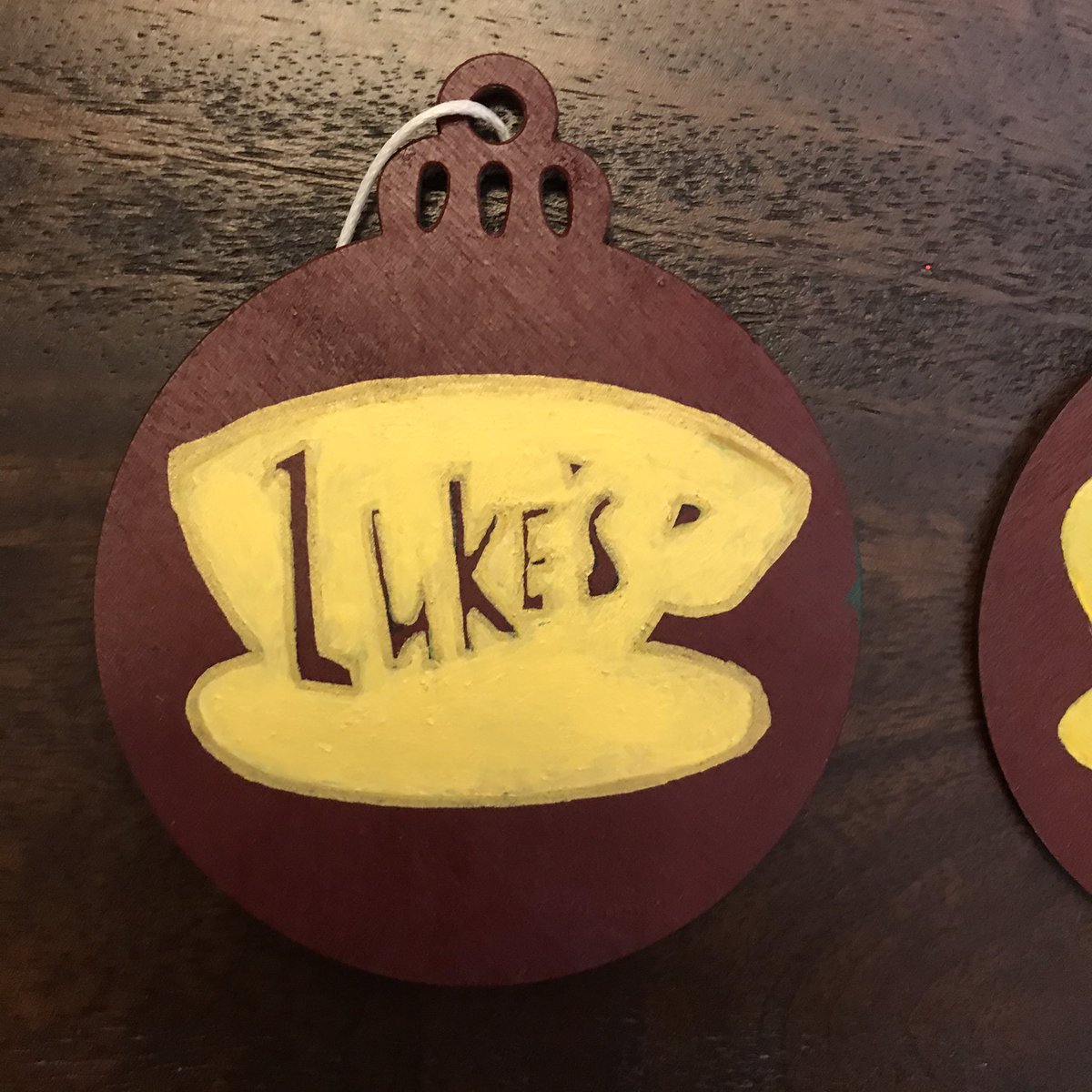 The_Girly_Nerd's tweet image. Hey all my fellow #JavaJunkies if you want a little taste of Gilmore Girls for your tree this year, check out these hand painted Luke’s Diner wooden ornaments! Available on Etsy!☕️ etsy.com/shop/TheGirlyN…