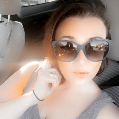 RandeeLucia's tweet photo. #NewProfilePic #singlelittlething #shewillleaveyouwithasmile https://t.co/eHqTm5yXni
