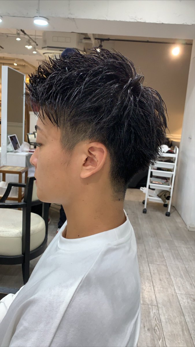 ট ইট র Allys Shibuya若井恭弥 メンズパーマ 当日予約もお待ちしてます メンズパーマ 冬ヘア メンズカット メンズマッシュ スパイラルツイスト ツイストパーマ スパイラルパーマ ワンカールパーマ フェードカット 刈り上げ 外国人風パーマ