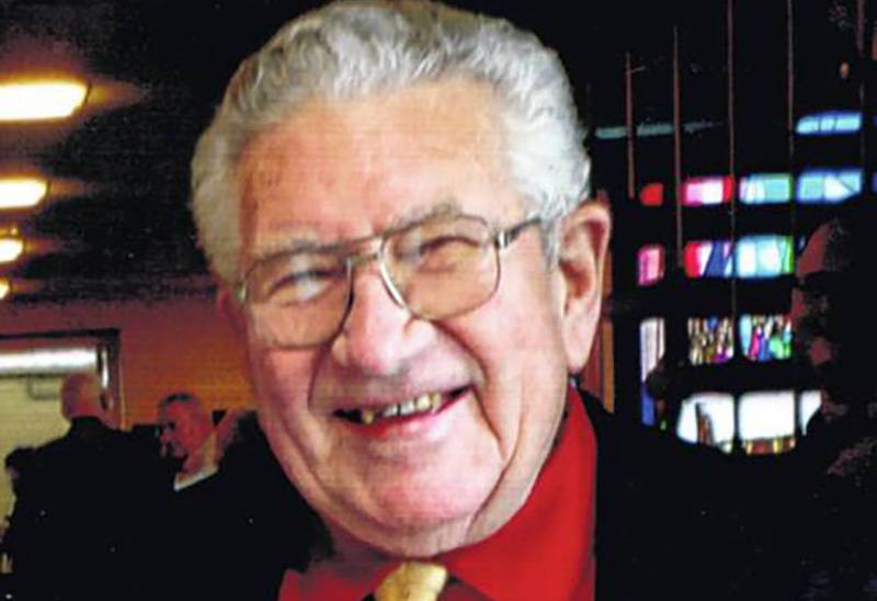 Village_Report's tweet photo. Recent Obituary: Weldon Drewes (1935-2020) - The Village Reporter https://t.co/lrz1I1vGvB https://t.co/iThhi5L6J1