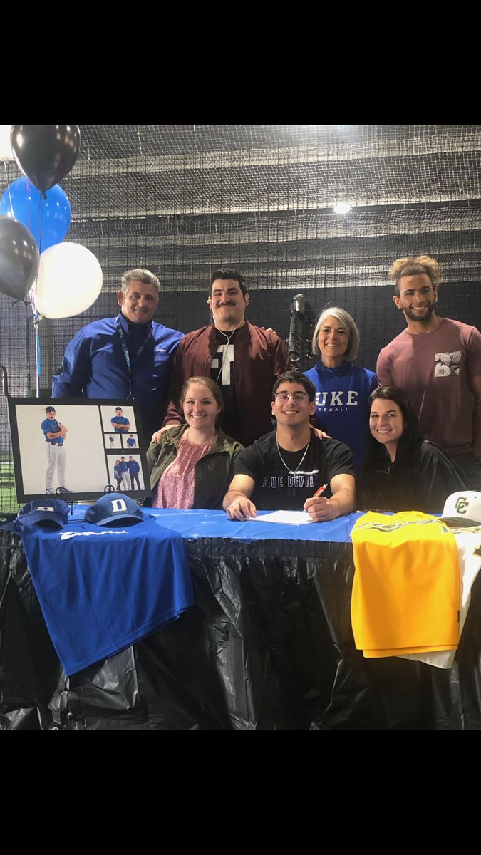 Congratulations to Sam Yelton on signing his NLI to Duke University! @CJemalHorton @OnDeckAcademy @DukeBASE @cc_vikings