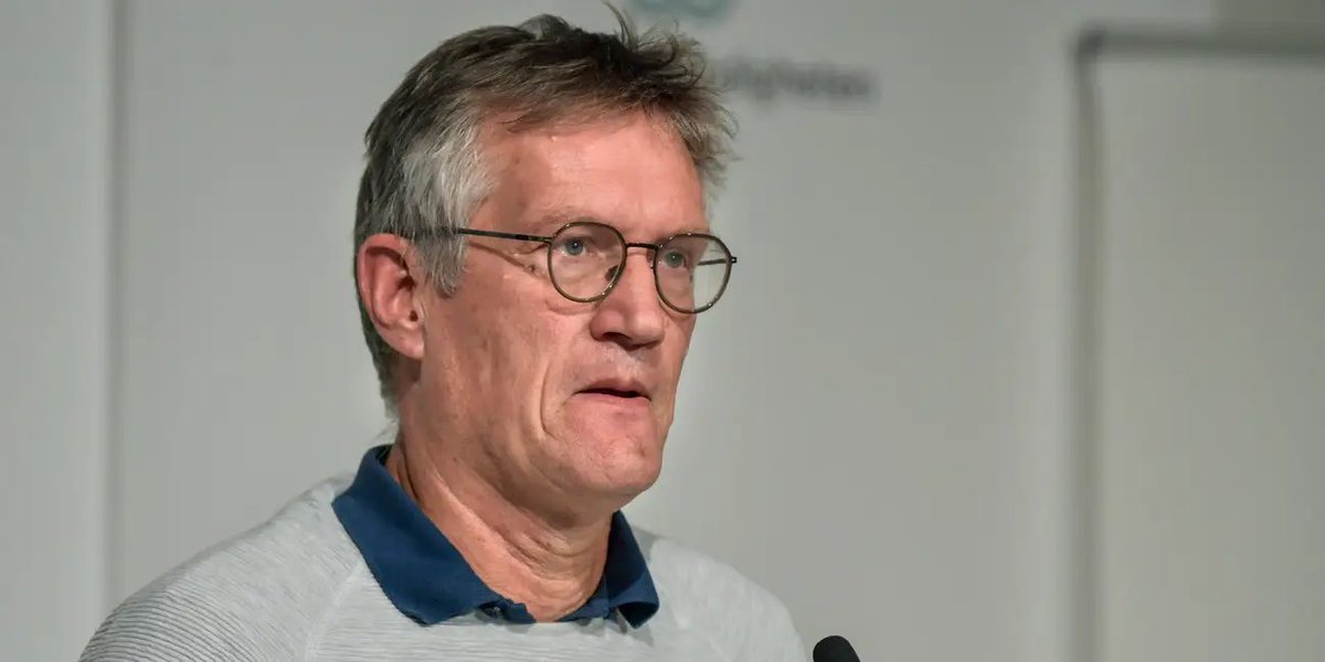 Sweden’s  pro-herd govt official Tegnk was DEAD wrong. With deadly consequences. He predicted Sweden’s spring wave would prevent 2nd  #COVID19 fall/winter wave. He was ‘Scott Atlas-wrong’. “Herd immunity” arrogance costs lives. How arrogant was Tegnell?  https://www.businessinsider.com/sweden-herd-immunity-second-wave-coronavirus-cases-hospitalisations-surge-2020-11