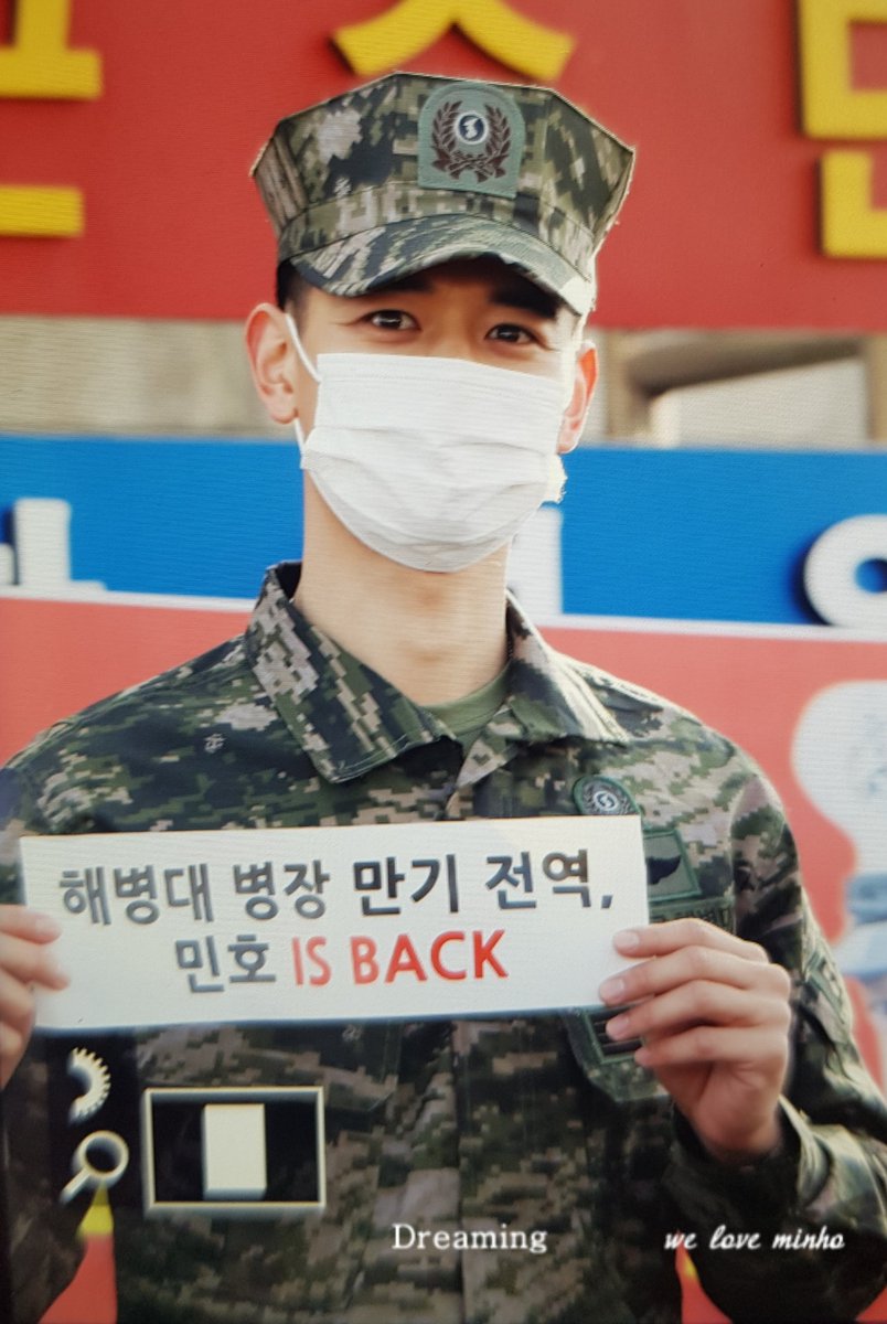 smstan_tuwir's tweet photo. HARI INI MINHO SHINEE RESMI MENYELESAIKAN WAJIB MILITERNYA!

TERIMAKASIH ATAS PENGABDIAN LUAR BIASANYA DAN SELAMAT DATANG KEMBALI, MINHO.

SHINee's back! 🔥

cr on pict https://t.co/HefRAmqHjB