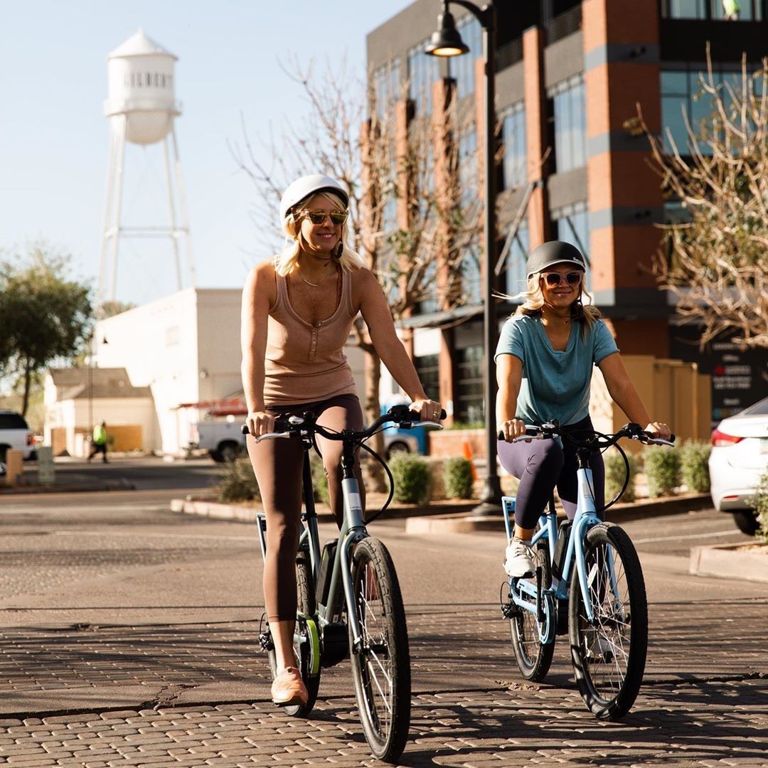 GilbertYourTown's tweet photo. It's the perfect time of year to get out and #DiscoverGilbert from your bike!

Want to make a day of it? 🚲

Don't miss out on two biking itineraries from @DiscoverGilbert, which include food and drink stops and a Spotify playlist. 🍕 🎶

➡️ https://t.co/csJmFgVow9

📷: @izipusa https://t.co/AV3XYOBDSd