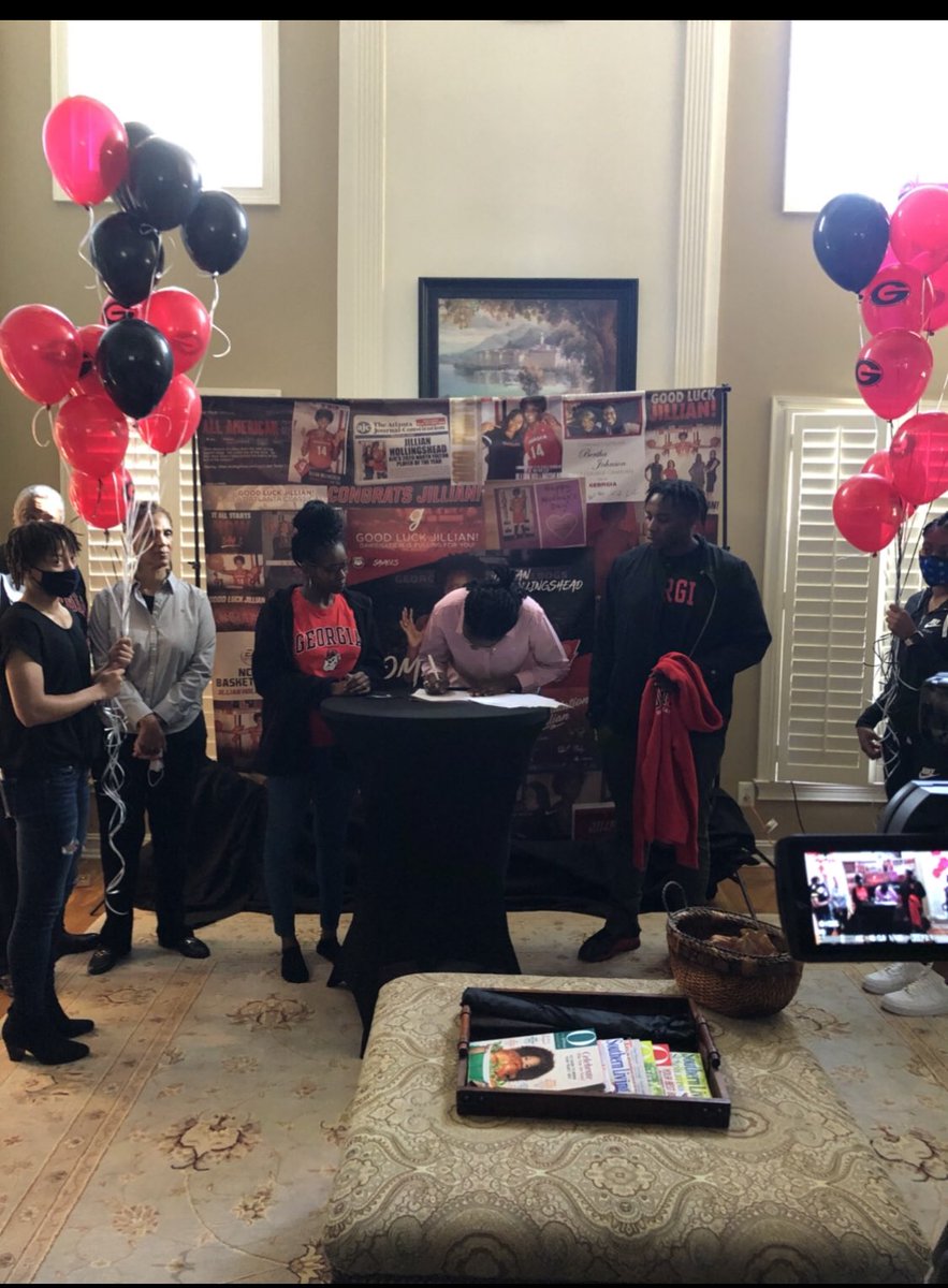 HubbardCoach's tweet photo. Congratulations to @jus_jillian! We are so proud of you! Keep striving for excellence! @UGA_WBB@CoachJoniTaylor @CoachRMosley @HILadyBears #TeamEliteStrong💗💖 https://t.co/bGkefyKBwj