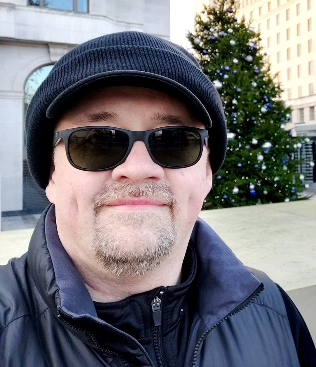 atlantistvru's tweet photo. Happy #Birthday to #MarkHaynes (@MarkHaynes), a #cowriter for "#StargateAtlantis: #BackToPegasus" & "#StargateUniverse: #BackToDestiny" #comicseries!!!
https://t.co/W2CGVktPpW
#Stargate #SGA #SGU #comics #writer #MarkLHaynes #HappyBirthday https://t.co/BeVprEJkJq