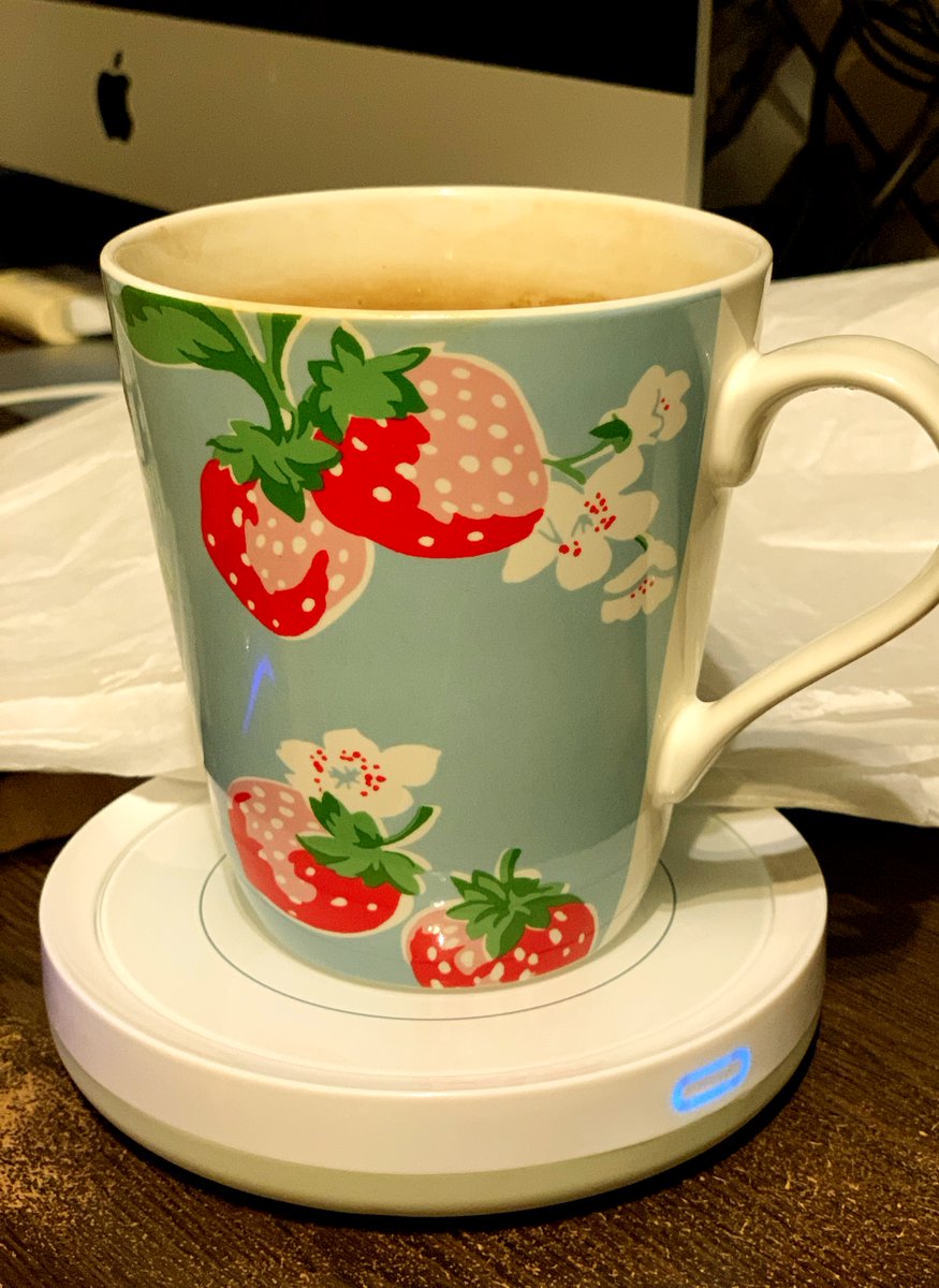 冬のデスクワークで紅茶やコーヒーが冷めちゃう問題を解決 マグカップウォーマー で飲み物がずっと温かいまま 冬の必需品です Togetter