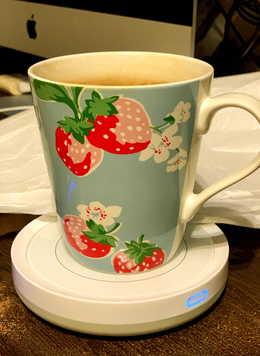 これで真冬のデスクワークも安心！マグ専用、飲み物が冷めないウォーマー