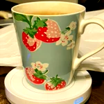 これで真冬のデスクワークも安心!マグ専用、飲み物が冷めないウォーマー