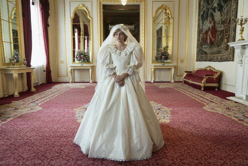 KirstBallard's tweet photo. I’ll just leave this here as a reminder that  #TheCrown S4 starts today https://t.co/wGfvQtUabt