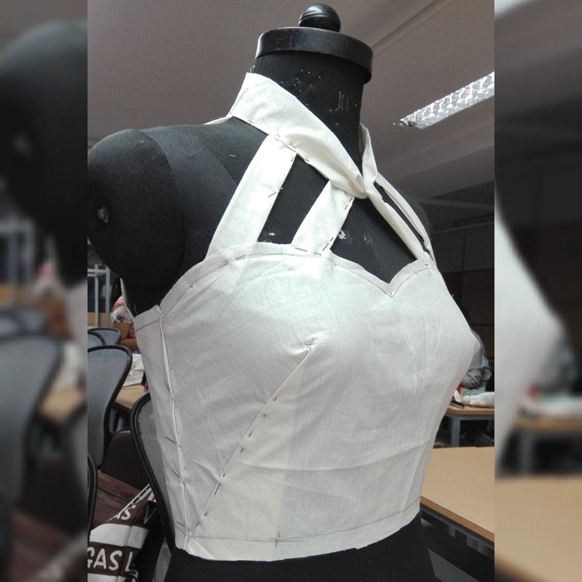 Sushma_Official's tweet photo. #draping #drapingbyme #drapingproject #drapingdesigns #drapingtechnique #drapingfabric #drapingstyle #drapinglove https://t.co/Cuk8wNSJoE