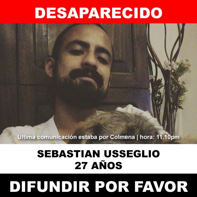 UnpocodeLeslie's tweet photo. AYUDA AYUDA AYUDA AYUDA AYUDA
#Desaparecidos #MarchaNacional #MerinoDictador #MerinoAsesino #MerinoJamasSeraMiPresidente https://t.co/wKzFIBof7V