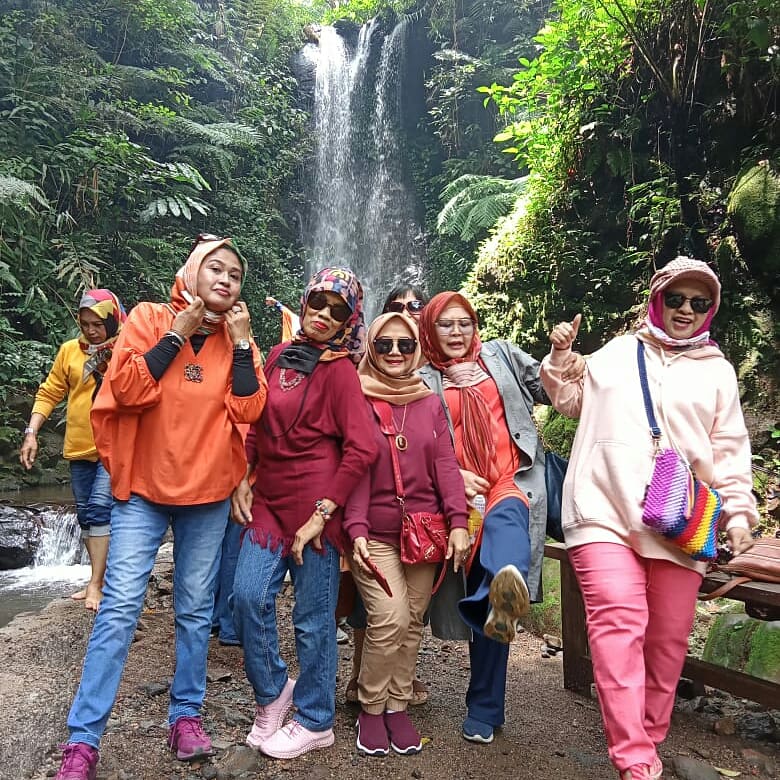 shandyrentcar's tweet photo. Wisata Alam, bareng Shandyrentcar  ... Sewa mobil bandung / rental mobil bandung. Telp / WA : 081321748216/082117885282

https://t.co/o7D4327qWw

#sewamobilbandung 
#rentalmobilbandung
#bandungrentcar
#sewahiacebandung 
#perkhidmatan
#pesonaindonesia
#trending1 
#travelling https://t.co/GGO8RKBDOj