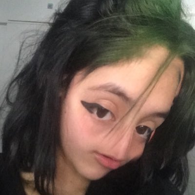 Meli_fka's tweet photo. #NuevaFotoDePerfil #nuevavida #renovada #refrescante #alocada 🤪🤪🤪🤣😂😂 https://t.co/X6xOfmNgix