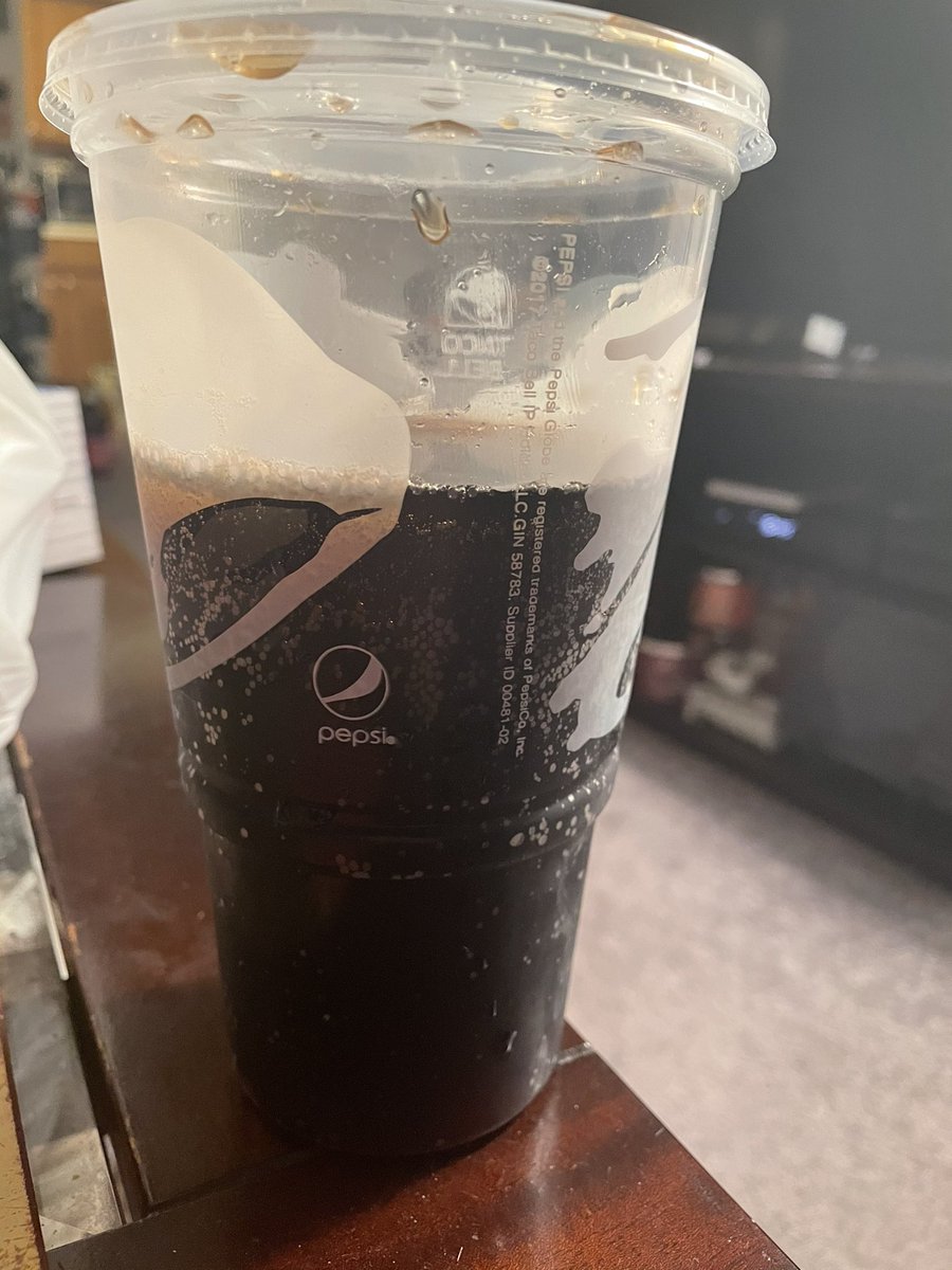 AAdams726's tweet photo. Wow @tacobell is this how you train your employees to fill a soda?! I don’t know why you give a large drink with a combo if it gets filled like a small. Not to mention the tacos were complete crushed and ruined #ripoff #disappointed https://t.co/ubnEM9idlI