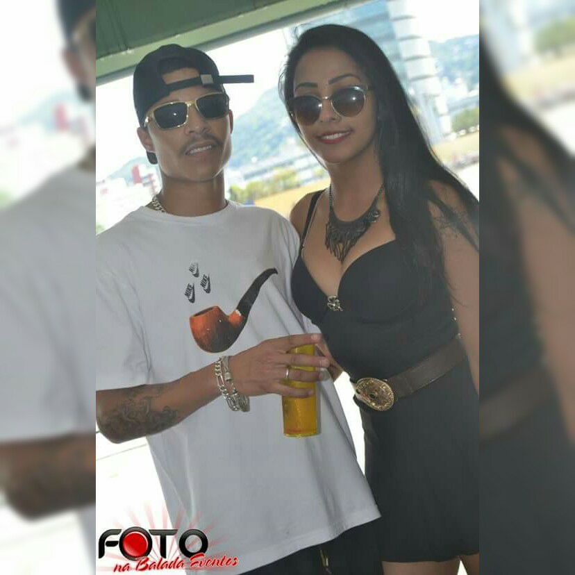 Cafezao_'s tweet photo. O icon / a pessoa por trás:  eu e a negaa 🥰 https://t.co/T1IqP5E54z